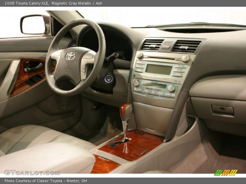 Magnetic Gray Metallic / Ash 2008 Toyota Camry XLE