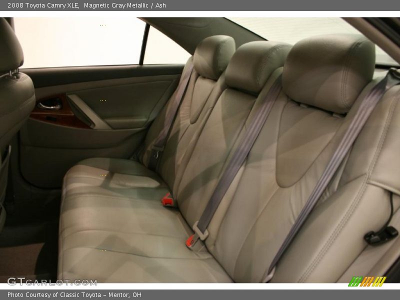 Magnetic Gray Metallic / Ash 2008 Toyota Camry XLE