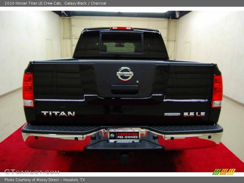 Galaxy Black / Charcoal 2010 Nissan Titan LE Crew Cab