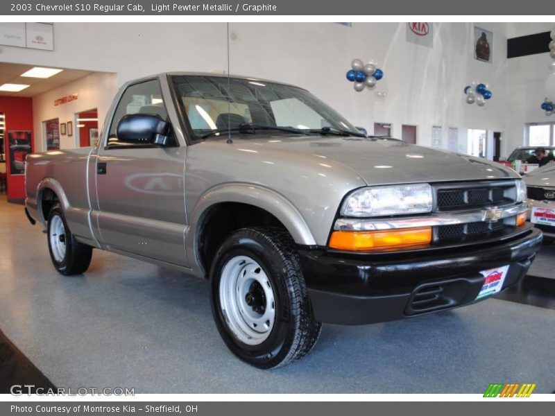 Light Pewter Metallic / Graphite 2003 Chevrolet S10 Regular Cab