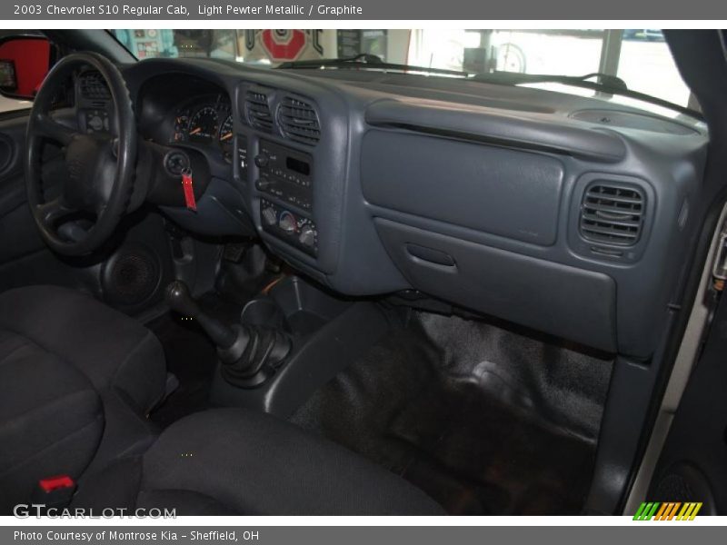 Light Pewter Metallic / Graphite 2003 Chevrolet S10 Regular Cab