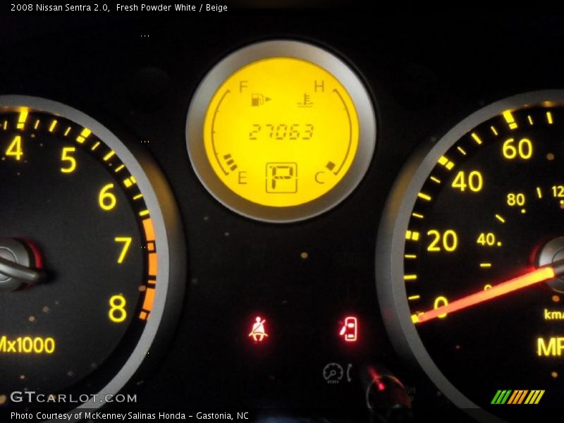 Fresh Powder White / Beige 2008 Nissan Sentra 2.0