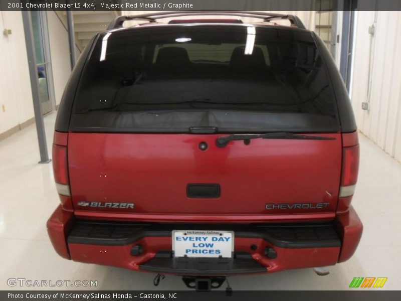 Majestic Red Metallic / Graphite 2001 Chevrolet Blazer LS 4x4