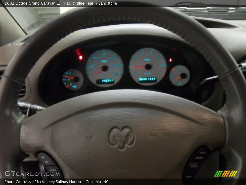 Patriot Blue Pearl / Sandstone 2002 Dodge Grand Caravan ES