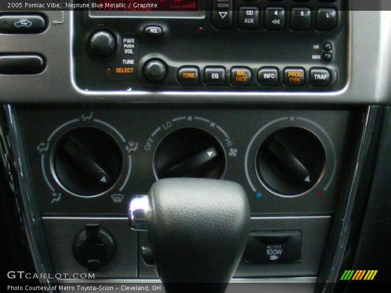 Neptune Blue Metallic / Graphite 2005 Pontiac Vibe