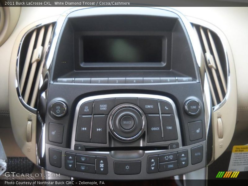 White Diamond Tricoat / Cocoa/Cashmere 2011 Buick LaCrosse CXL