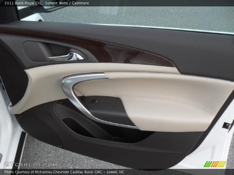 Summit White / Cashmere 2011 Buick Regal CXL