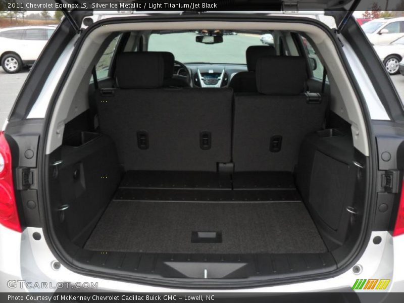 Silver Ice Metallic / Light Titanium/Jet Black 2011 Chevrolet Equinox LS