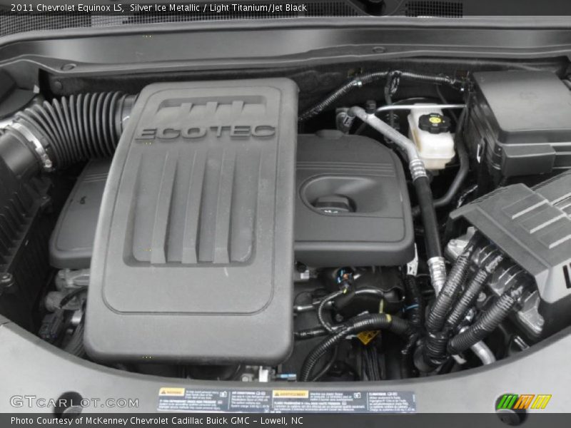 Silver Ice Metallic / Light Titanium/Jet Black 2011 Chevrolet Equinox LS