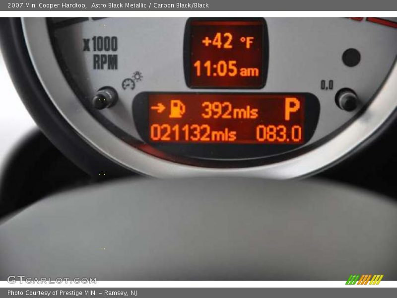 Astro Black Metallic / Carbon Black/Black 2007 Mini Cooper Hardtop