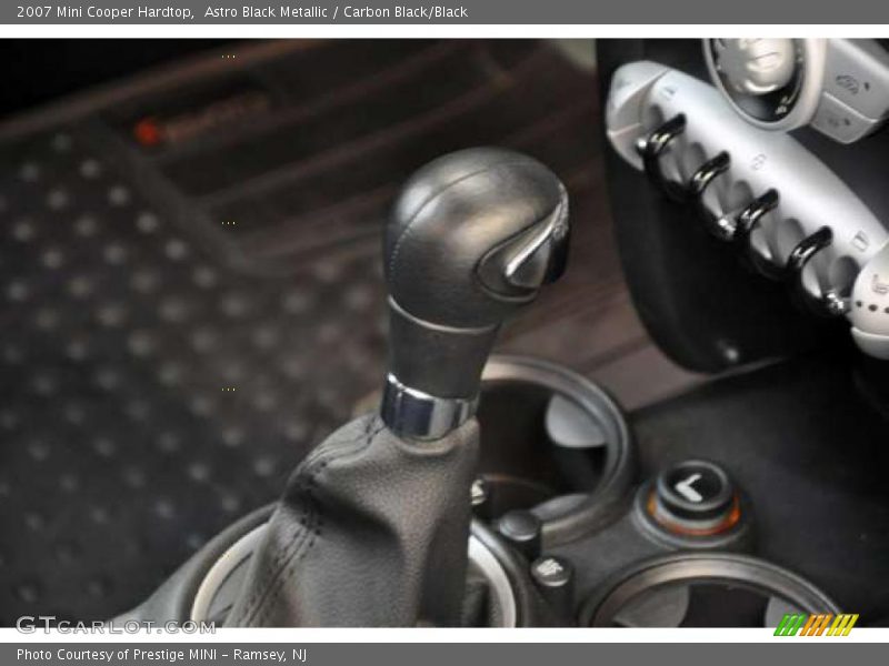 Astro Black Metallic / Carbon Black/Black 2007 Mini Cooper Hardtop