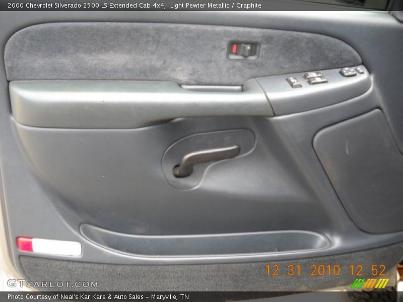 Light Pewter Metallic / Graphite 2000 Chevrolet Silverado 2500 LS Extended Cab 4x4