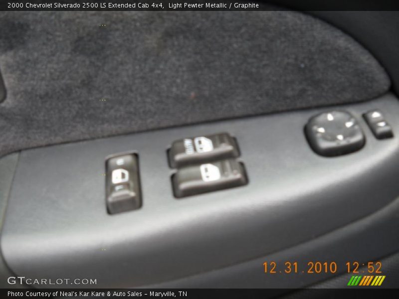 Light Pewter Metallic / Graphite 2000 Chevrolet Silverado 2500 LS Extended Cab 4x4