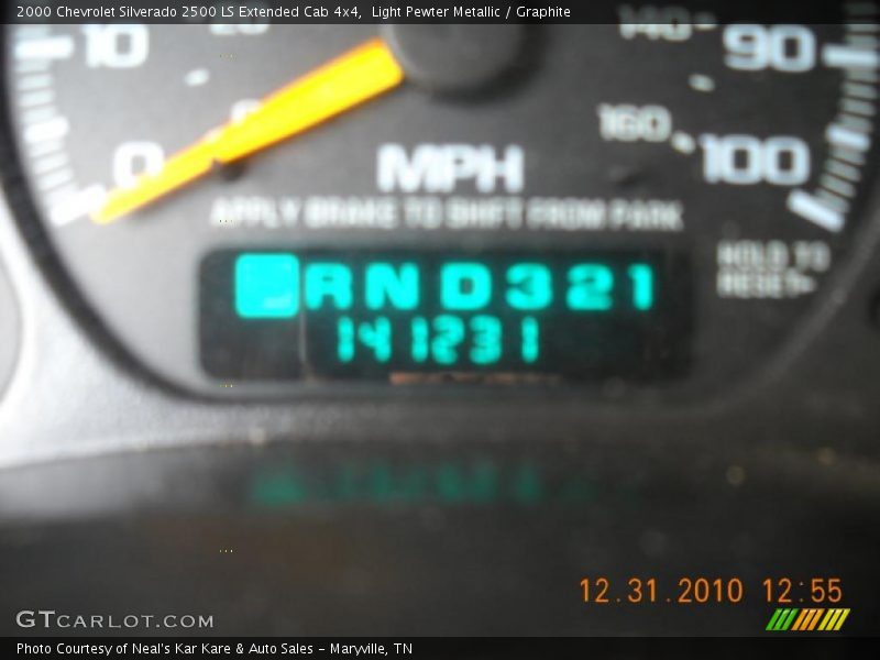 Light Pewter Metallic / Graphite 2000 Chevrolet Silverado 2500 LS Extended Cab 4x4