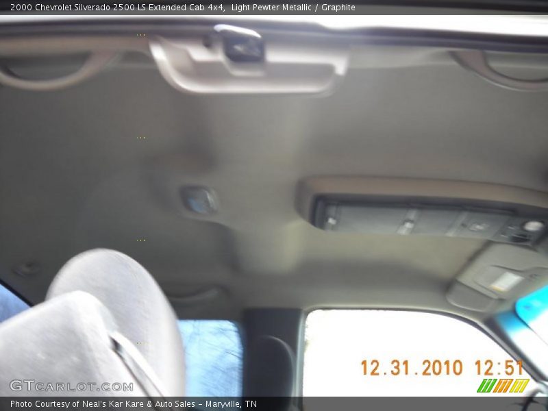 Light Pewter Metallic / Graphite 2000 Chevrolet Silverado 2500 LS Extended Cab 4x4