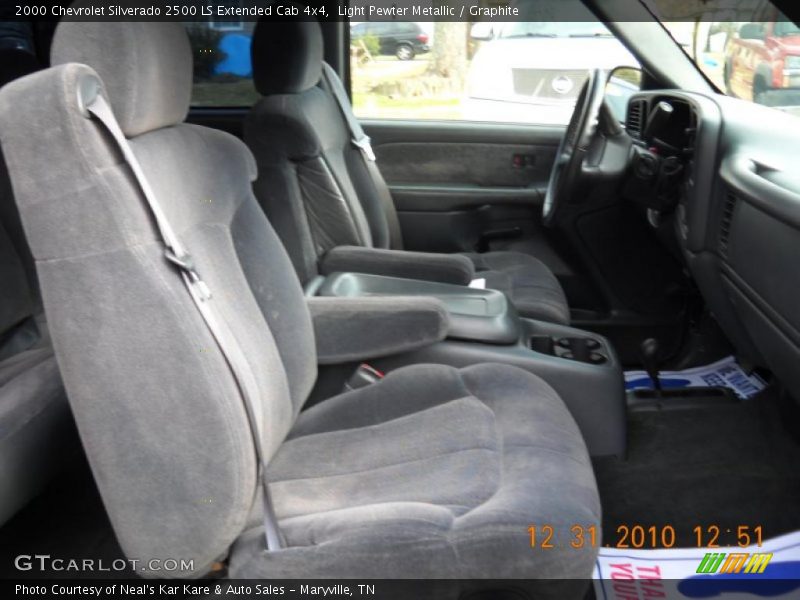Light Pewter Metallic / Graphite 2000 Chevrolet Silverado 2500 LS Extended Cab 4x4