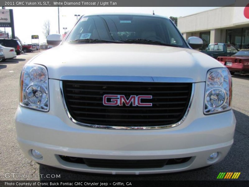 White Diamond Tintcoat / Light Tan 2011 GMC Yukon XL SLT