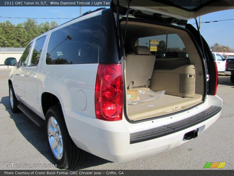 White Diamond Tintcoat / Light Tan 2011 GMC Yukon XL SLT