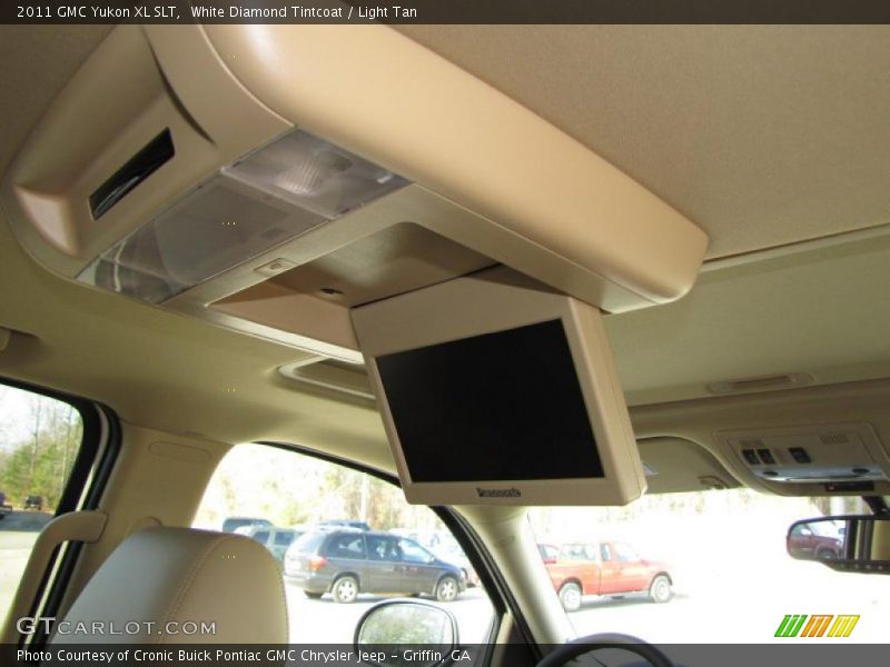White Diamond Tintcoat / Light Tan 2011 GMC Yukon XL SLT