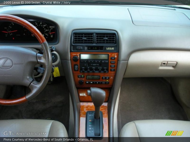 Crystal White / Ivory 2000 Lexus ES 300 Sedan