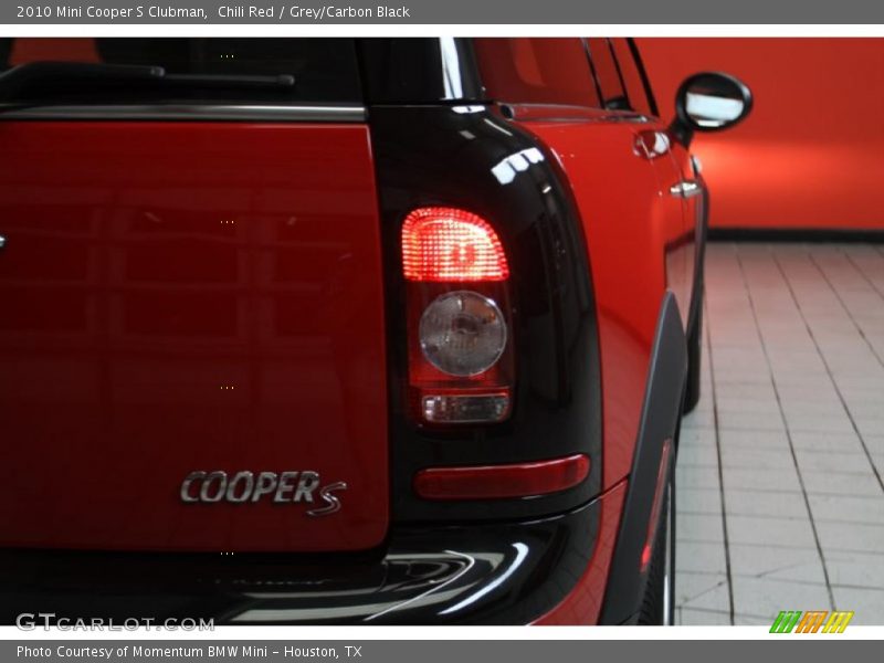 Chili Red / Grey/Carbon Black 2010 Mini Cooper S Clubman