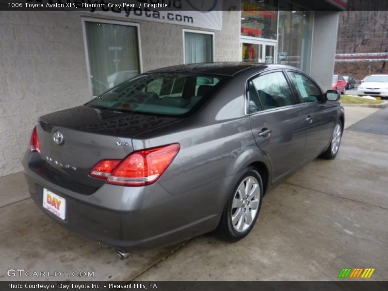 Phantom Gray Pearl / Graphite 2006 Toyota Avalon XLS