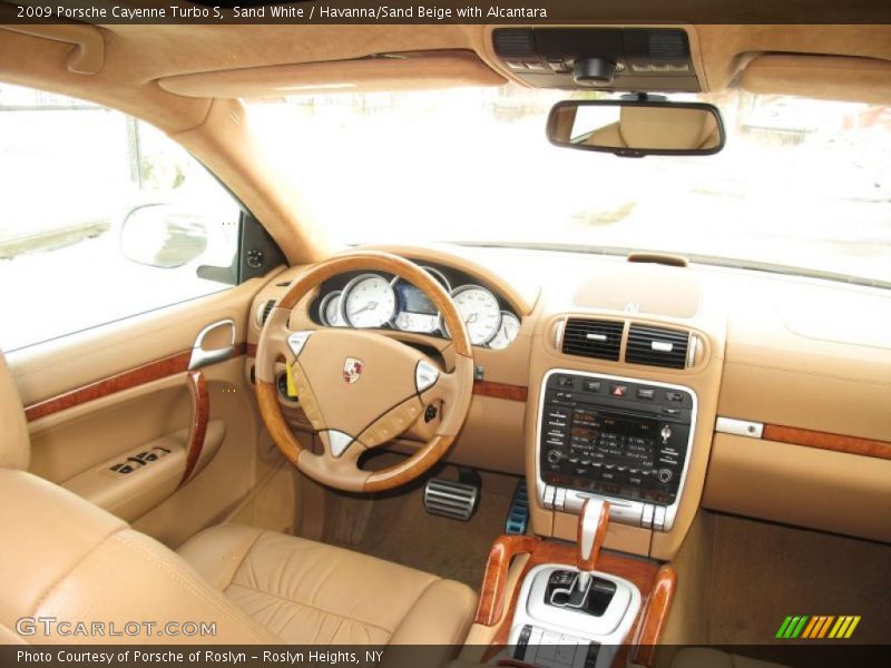 Sand White / Havanna/Sand Beige with Alcantara 2009 Porsche Cayenne Turbo S