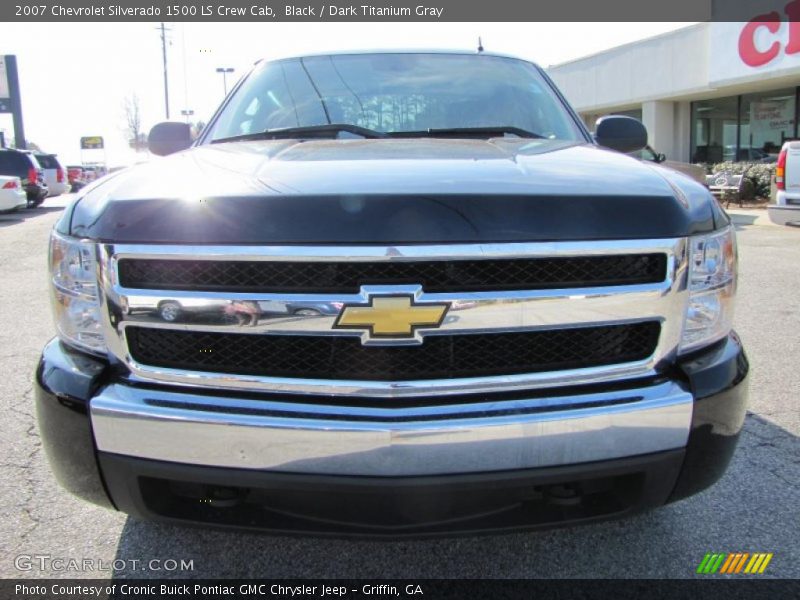 Black / Dark Titanium Gray 2007 Chevrolet Silverado 1500 LS Crew Cab