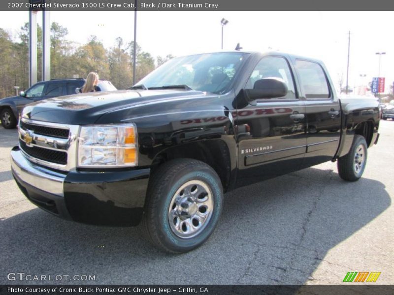 Black / Dark Titanium Gray 2007 Chevrolet Silverado 1500 LS Crew Cab