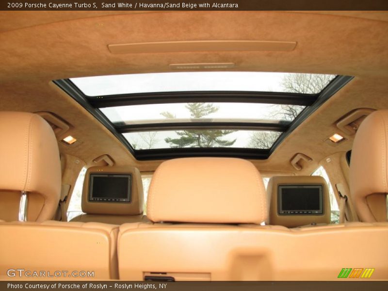 Sunroof of 2009 Cayenne Turbo S