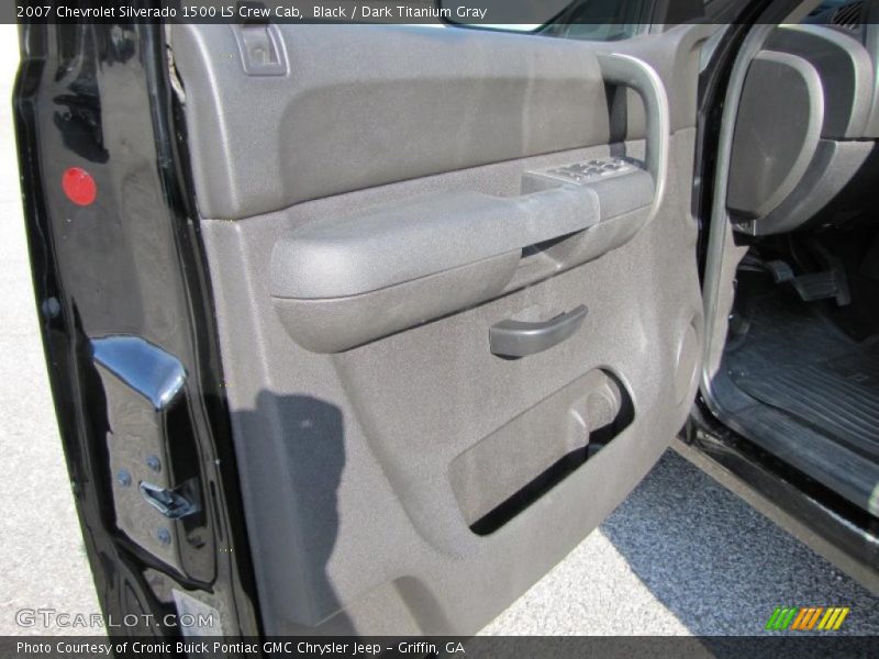 Black / Dark Titanium Gray 2007 Chevrolet Silverado 1500 LS Crew Cab