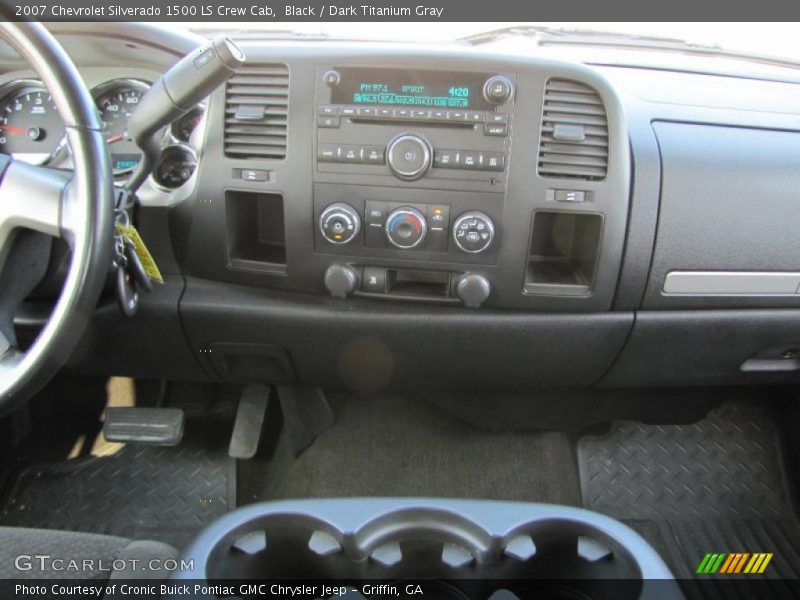 Black / Dark Titanium Gray 2007 Chevrolet Silverado 1500 LS Crew Cab
