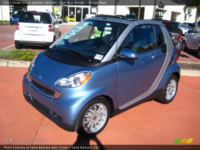 Front 3/4 View of 2011 fortwo passion cabriolet