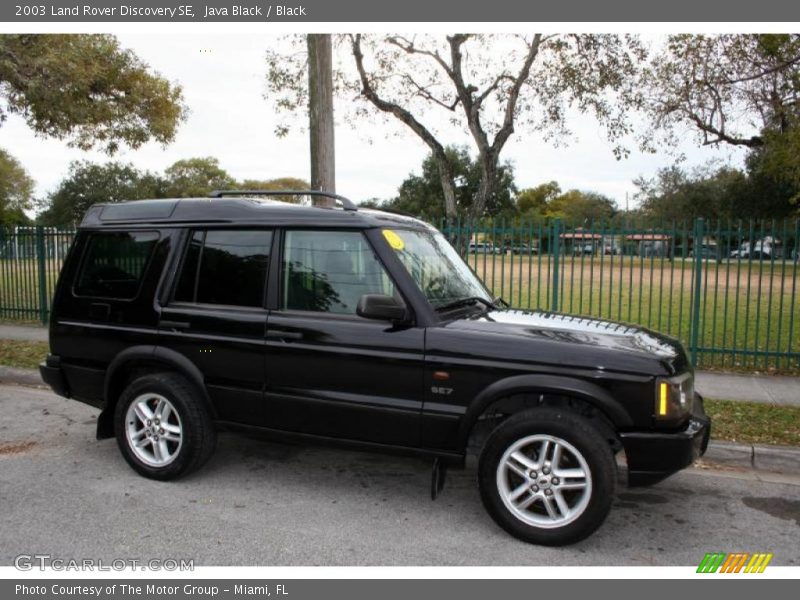 Java Black / Black 2003 Land Rover Discovery SE