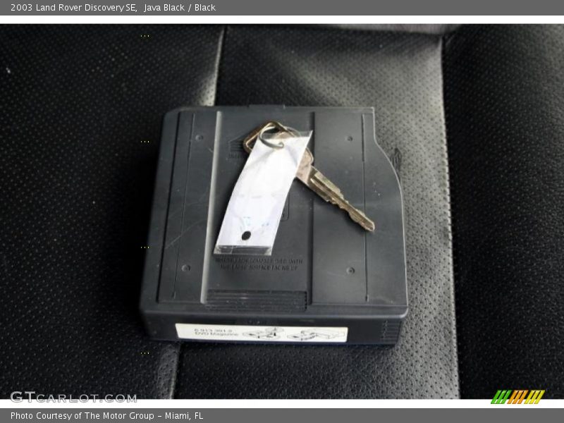 Java Black / Black 2003 Land Rover Discovery SE