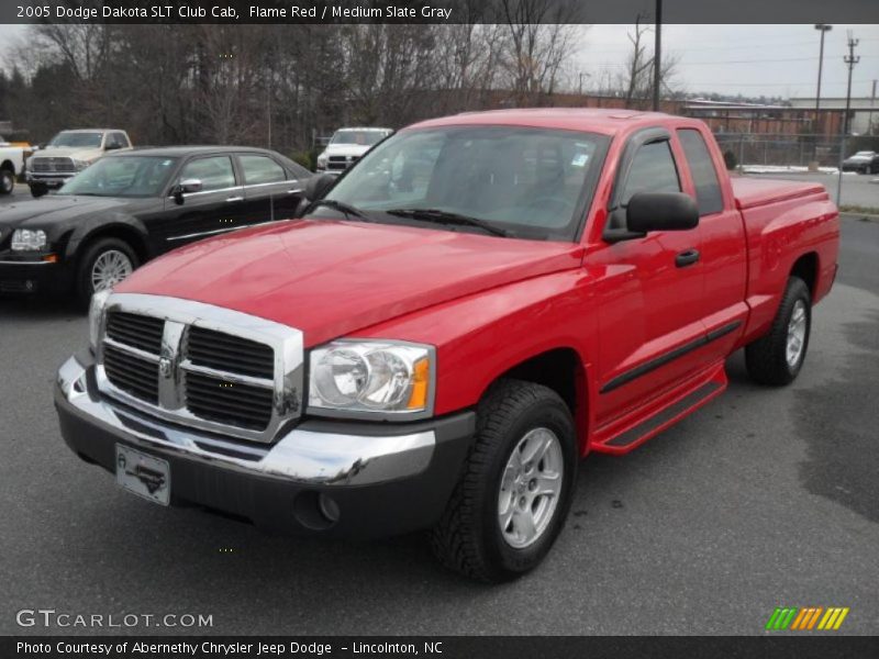 Flame Red / Medium Slate Gray 2005 Dodge Dakota SLT Club Cab