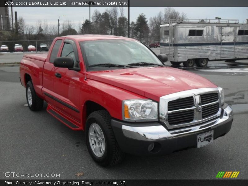 Flame Red / Medium Slate Gray 2005 Dodge Dakota SLT Club Cab