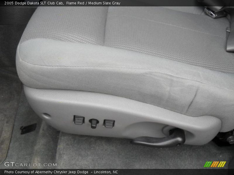 Flame Red / Medium Slate Gray 2005 Dodge Dakota SLT Club Cab