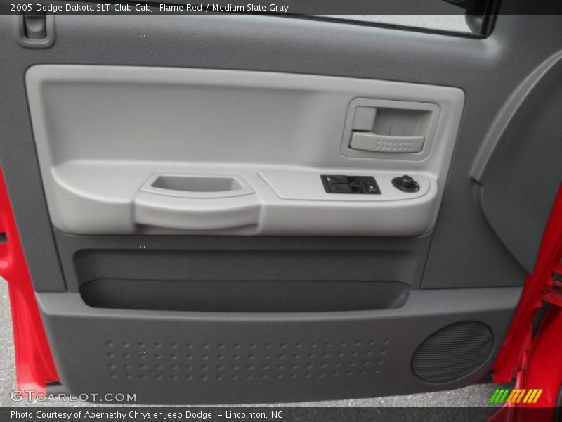 Flame Red / Medium Slate Gray 2005 Dodge Dakota SLT Club Cab