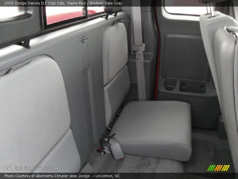 Flame Red / Medium Slate Gray 2005 Dodge Dakota SLT Club Cab