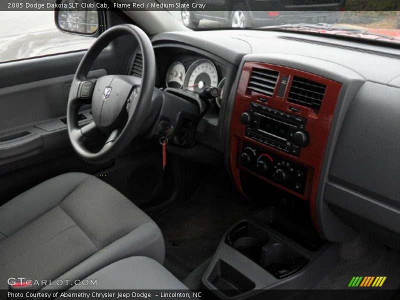 Flame Red / Medium Slate Gray 2005 Dodge Dakota SLT Club Cab