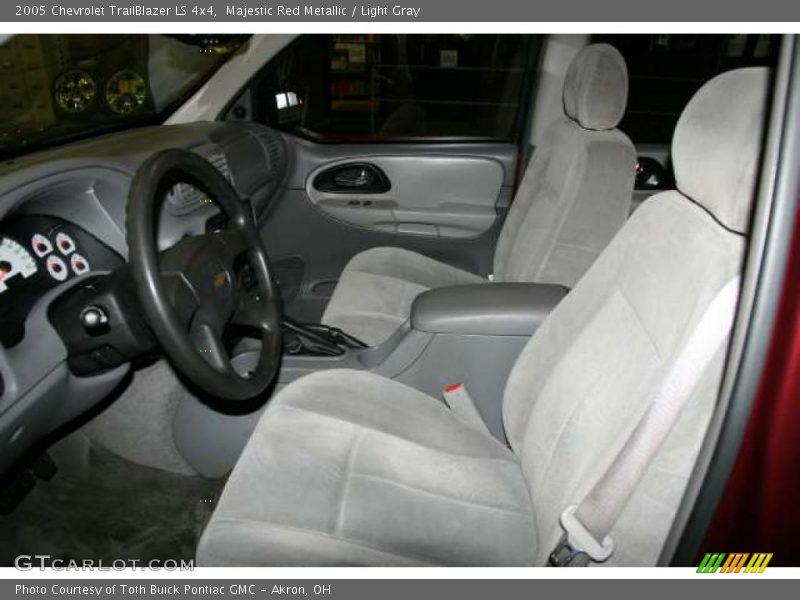 Majestic Red Metallic / Light Gray 2005 Chevrolet TrailBlazer LS 4x4