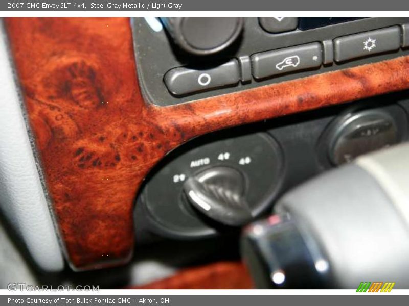 Steel Gray Metallic / Light Gray 2007 GMC Envoy SLT 4x4