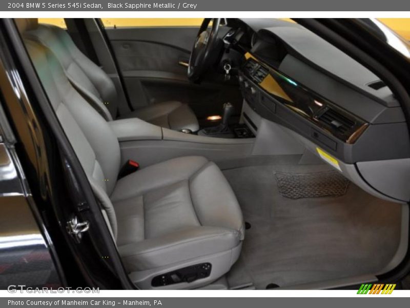 Black Sapphire Metallic / Grey 2004 BMW 5 Series 545i Sedan