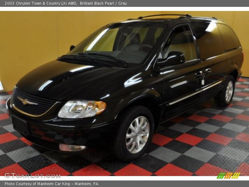 Brilliant Black Pearl / Gray 2003 Chrysler Town & Country LXi AWD