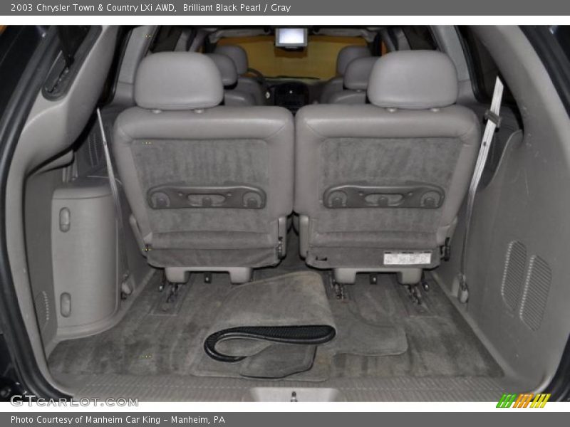 Brilliant Black Pearl / Gray 2003 Chrysler Town & Country LXi AWD