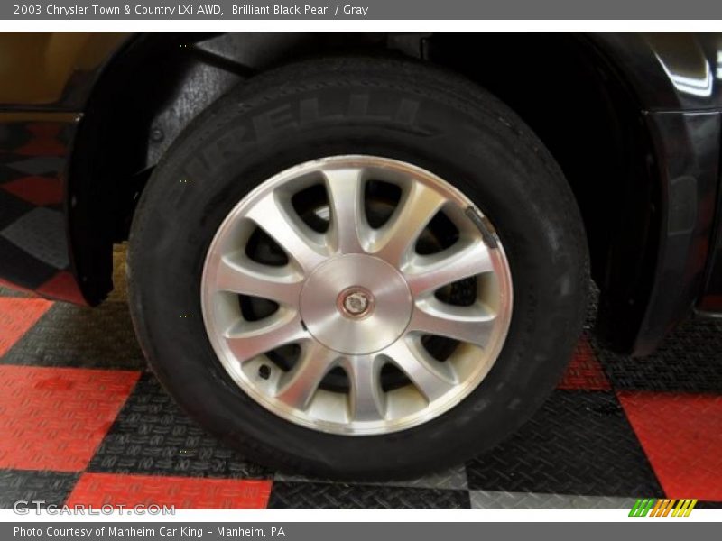 Brilliant Black Pearl / Gray 2003 Chrysler Town & Country LXi AWD
