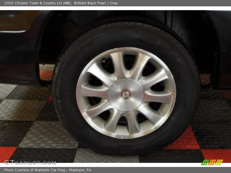 Brilliant Black Pearl / Gray 2003 Chrysler Town & Country LXi AWD