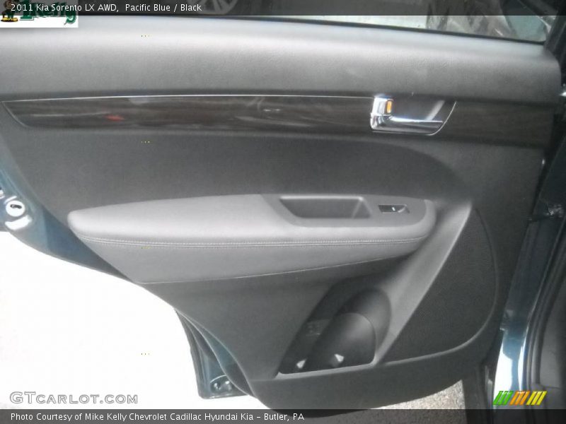 Pacific Blue / Black 2011 Kia Sorento LX AWD