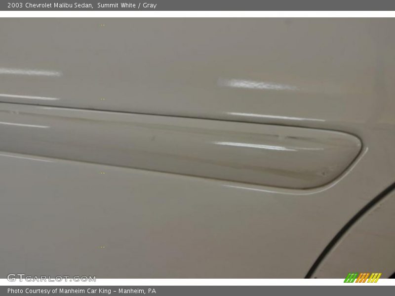 Summit White / Gray 2003 Chevrolet Malibu Sedan